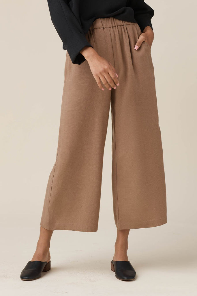 VETTA Apparel & Accessories The Wide Leg Crop Pant capsule wardrobe