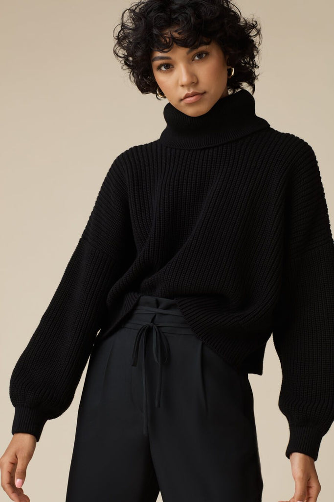 VETTA Apparel & Accessories XS / Black The Convertible Chunky Sweater capsule wardrobe