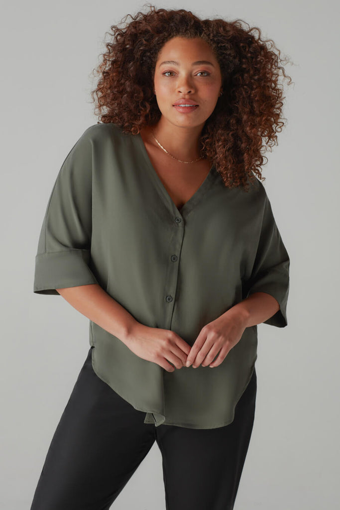 VETTA apparel The Boyfriend Shirt capsule wardrobe