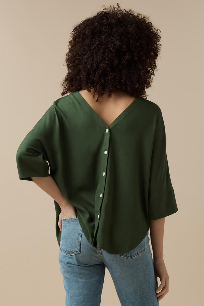 VETTA apparel The Boyfriend Shirt - Limited Edition capsule wardrobe