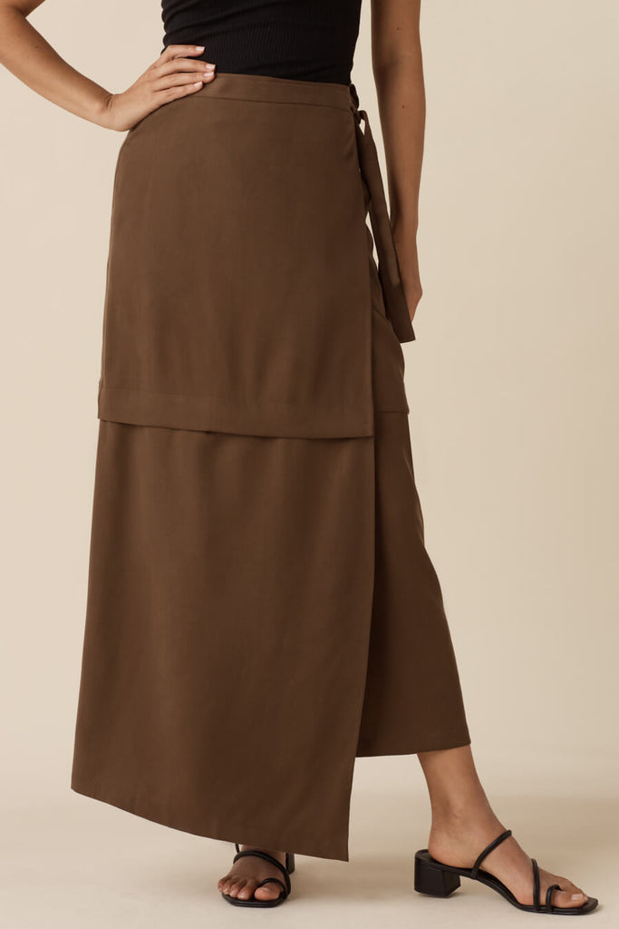 VETTA apparel The Convertible Wrap Midi Skirt capsule wardrobe