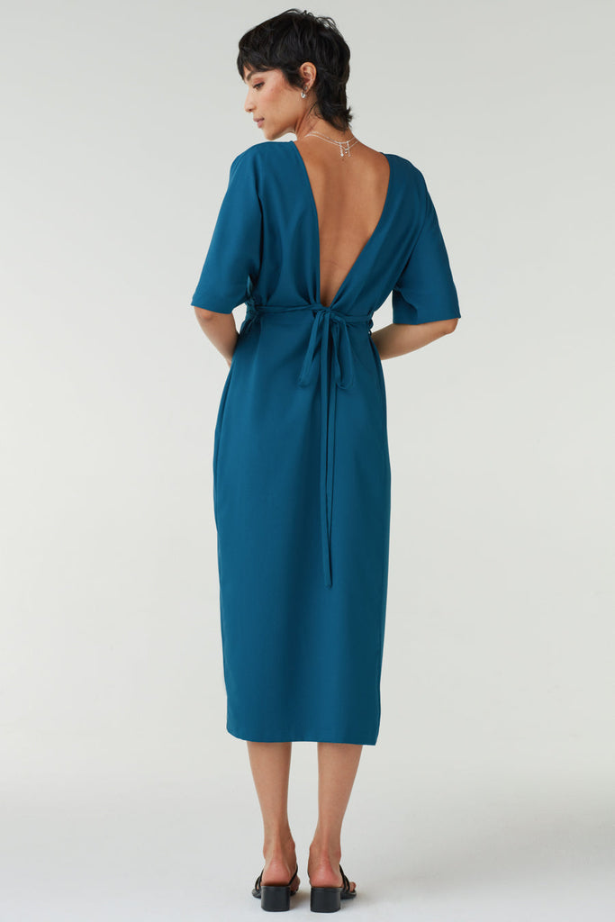 VETTA apparel The Convertible Wrap Tie Dress capsule wardrobe