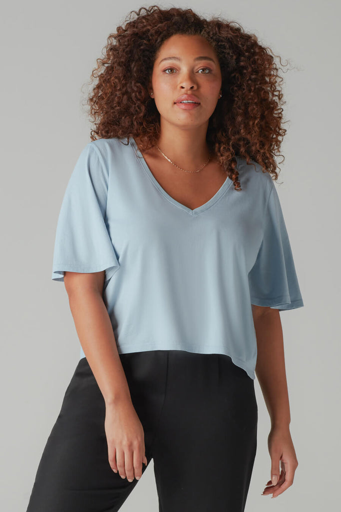 VETTA apparel The Cropped Flutter Tee capsule wardrobe