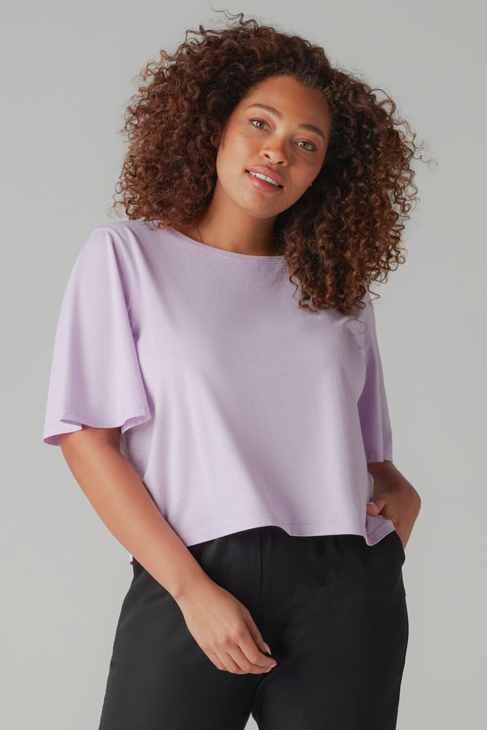 VETTA apparel The Cropped Flutter Tee capsule wardrobe