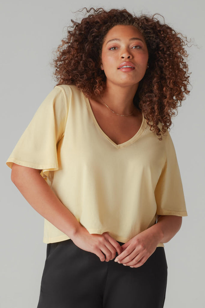 VETTA apparel The Cropped Flutter Tee capsule wardrobe