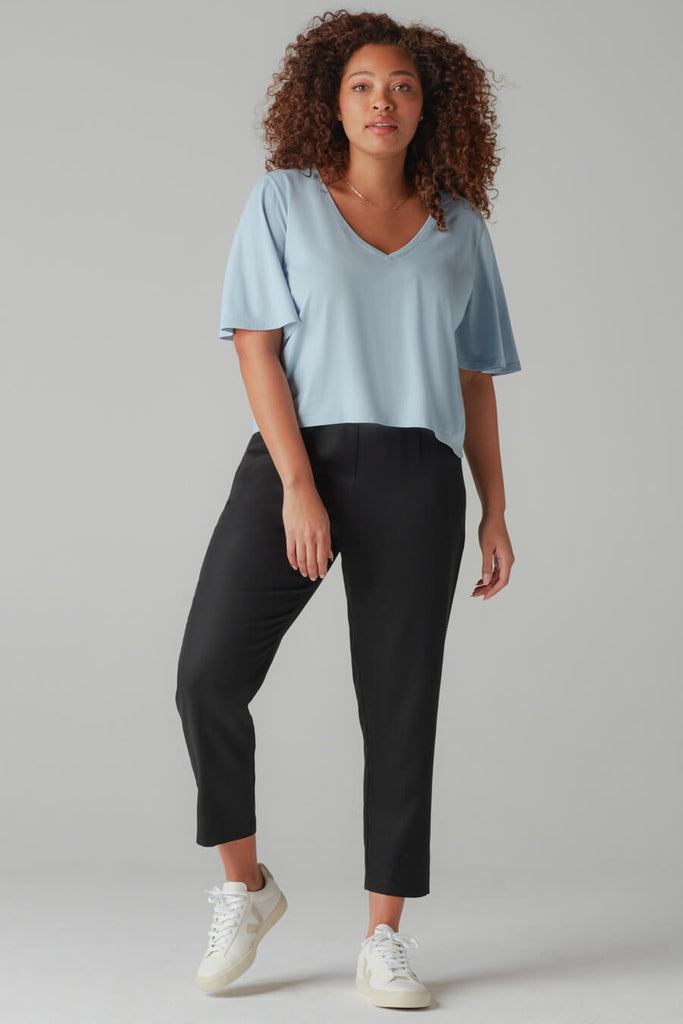 VETTA apparel The Cropped Flutter Tee capsule wardrobe