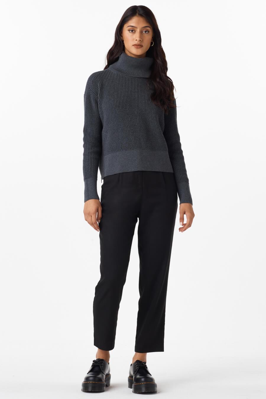 The Cropped Mockneck Sweater – VETTA