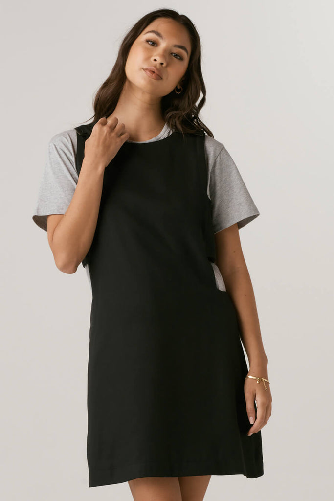 VETTA apparel The Cutout Jumper Dress capsule wardrobe