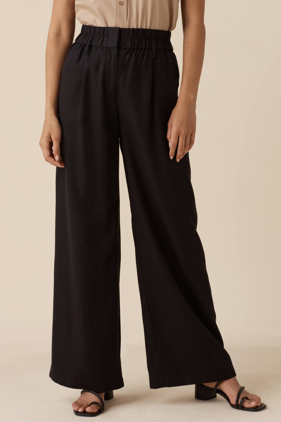 The Elastic Waist Trouser – VETTA