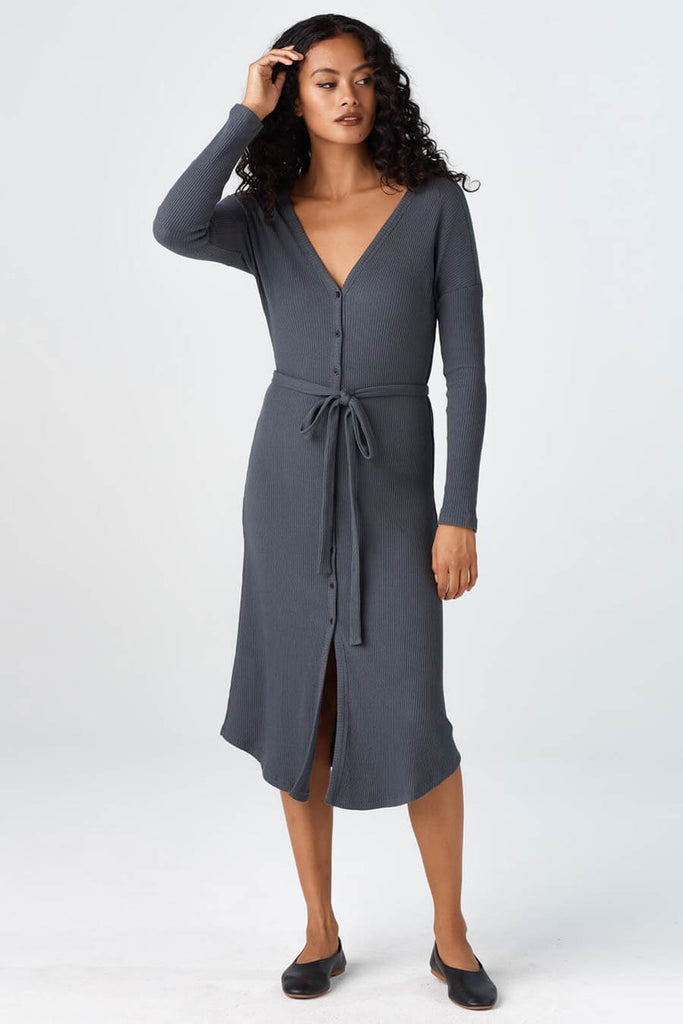 VETTA apparel The Long Cardigan capsule wardrobe