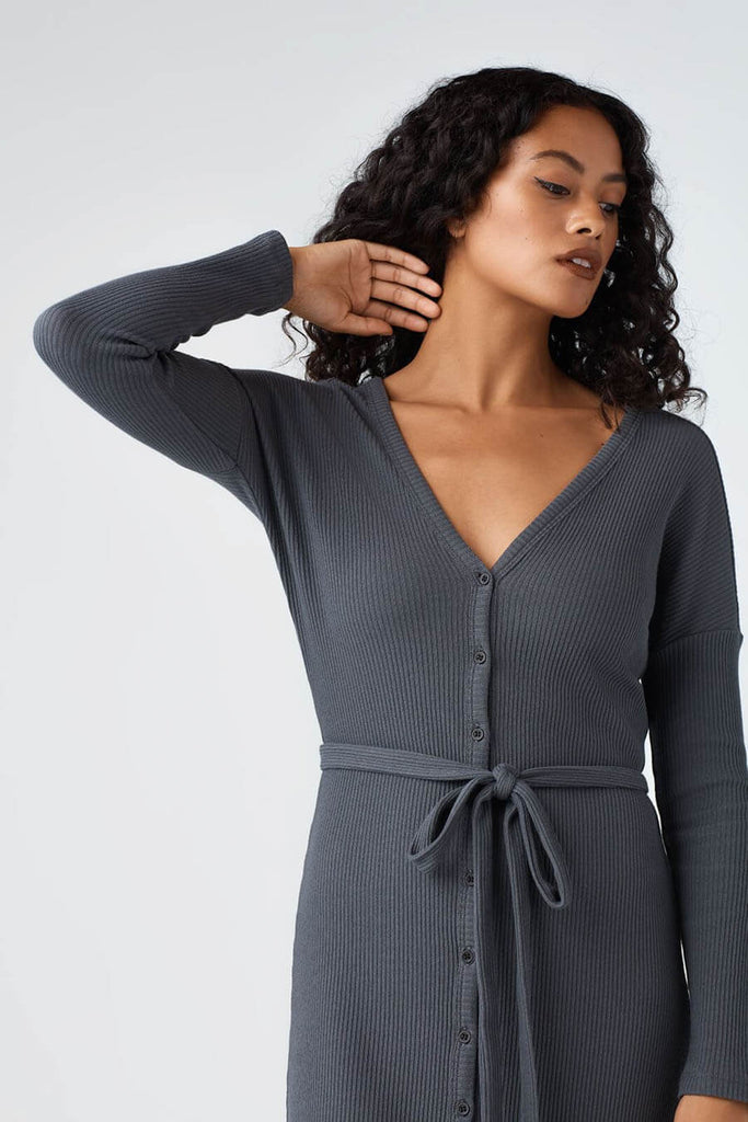 VETTA apparel The Long Cardigan capsule wardrobe