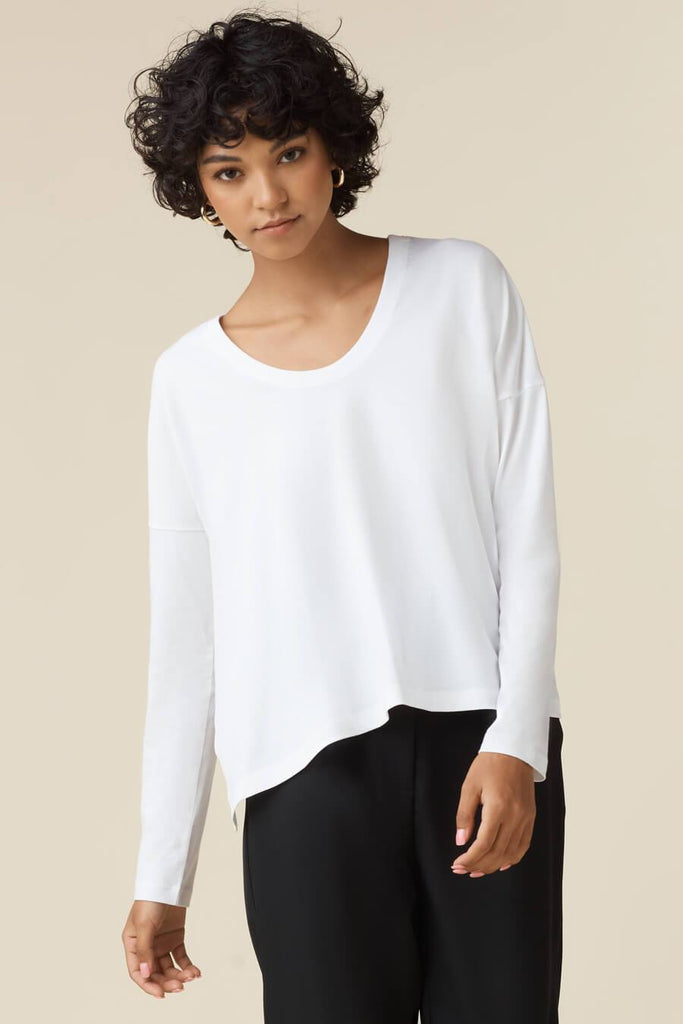 VETTA apparel The Long Sleeve Convertible Tee capsule wardrobe