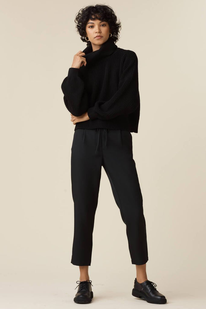 The Paperbag Tie Pant – VETTA