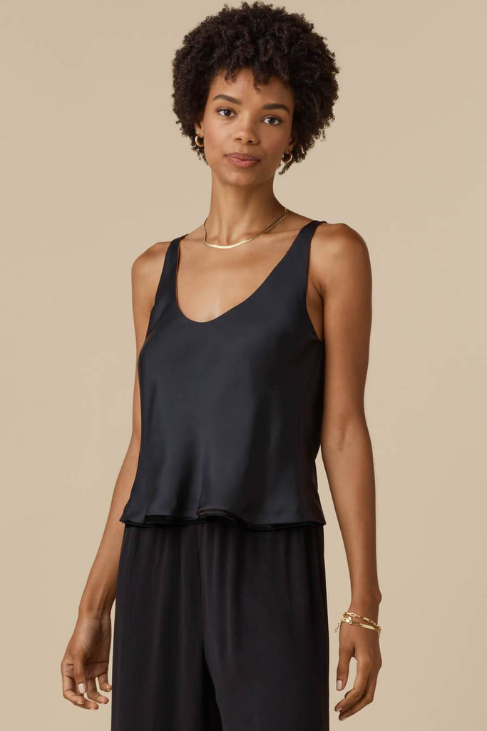 VETTA apparel The Reversible Cropped Tank capsule wardrobe