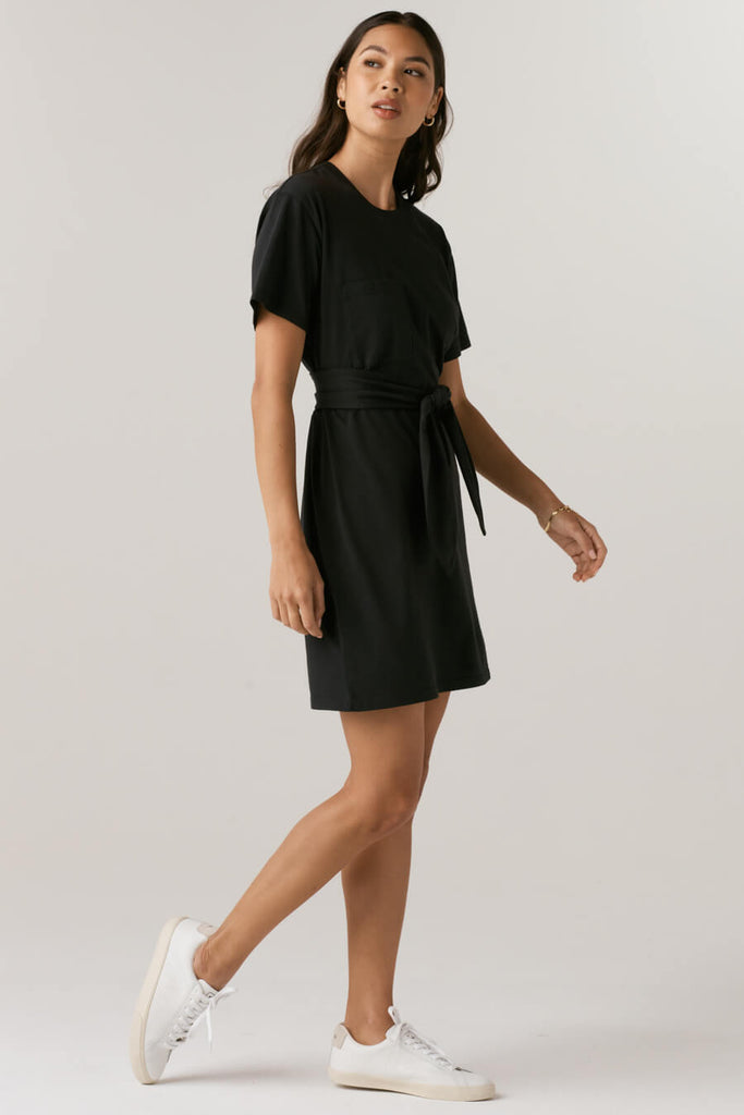 VETTA apparel The T-Shirt Dress capsule wardrobe