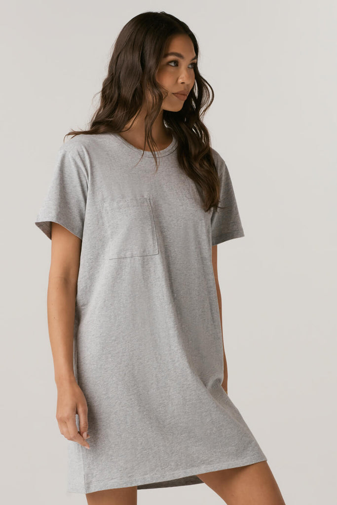 VETTA apparel The T-Shirt Dress capsule wardrobe