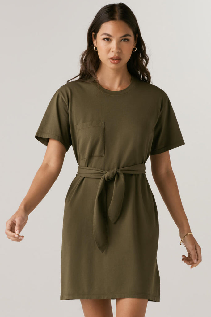 VETTA apparel The T-Shirt Dress capsule wardrobe