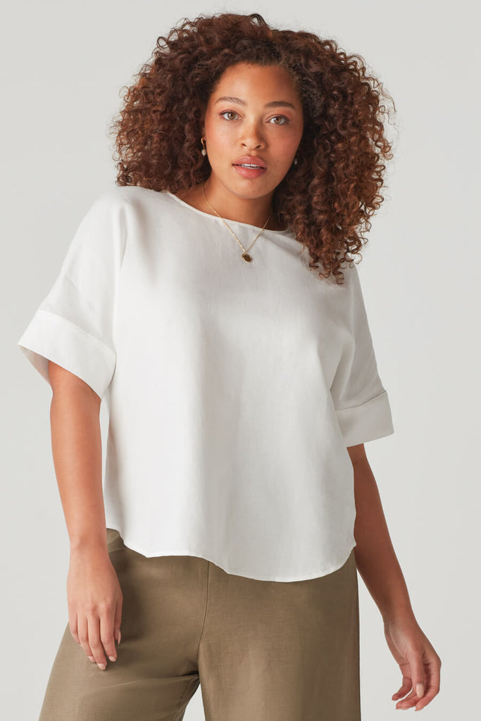 VETTA apparel The Textured Girlfriend Shirt capsule wardrobe