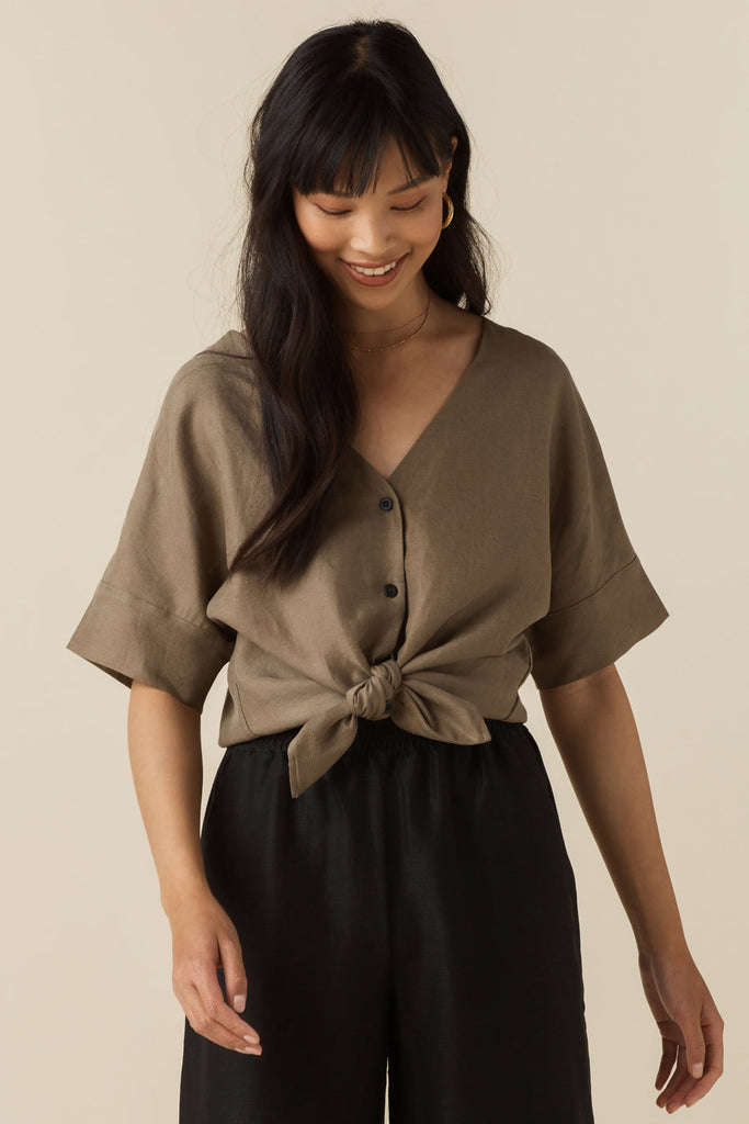 VETTA apparel The Textured Girlfriend Shirt capsule wardrobe