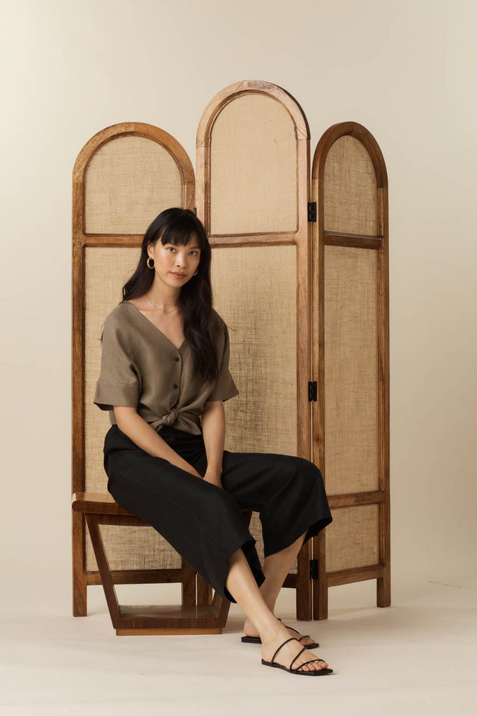 VETTA apparel The Textured Girlfriend Shirt capsule wardrobe