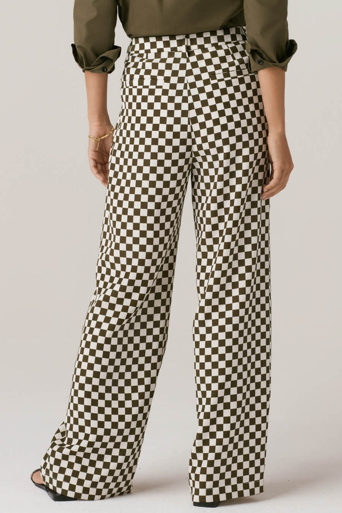VETTA apparel The Wide Leg Trouser capsule wardrobe