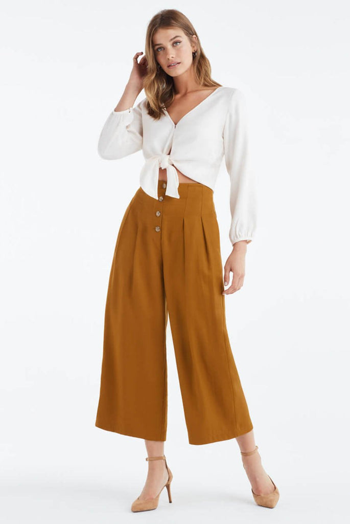 VETTA The Button Fly Culottes capsule wardrobe