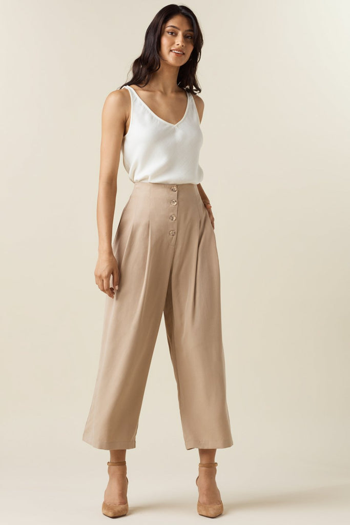 VETTA The Button Fly Culottes capsule wardrobe