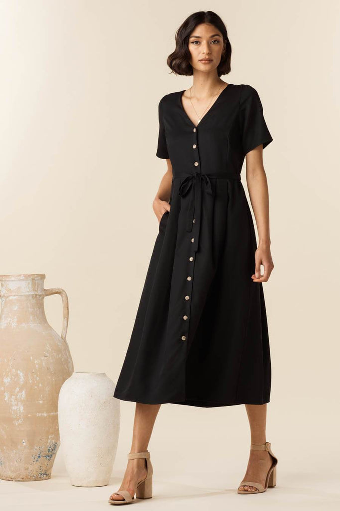 VETTA The Button Up Midi Dress capsule wardrobe