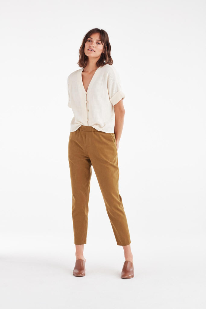 VETTA The Canvas Tapered Pant capsule wardrobe