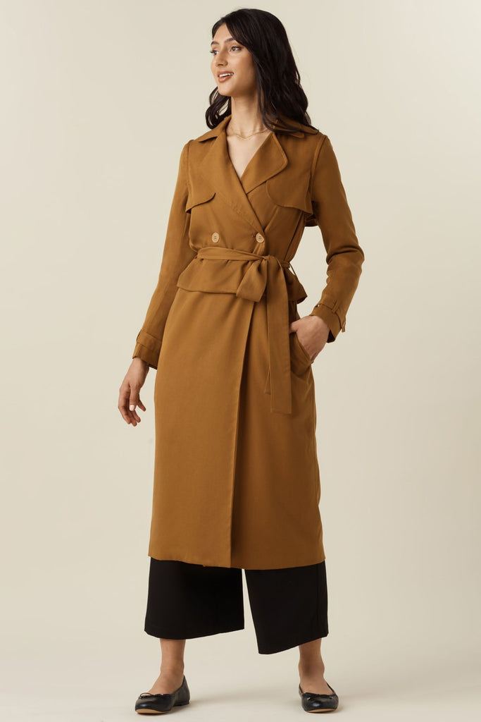 VETTA The Convertible Trench capsule wardrobe