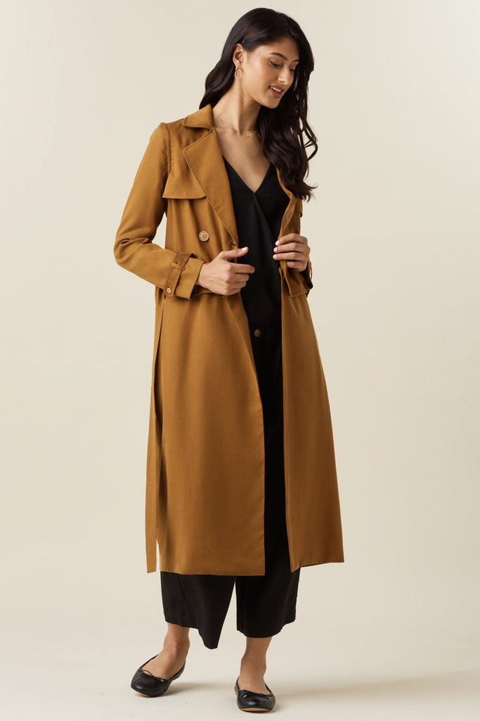 VETTA The Convertible Trench capsule wardrobe