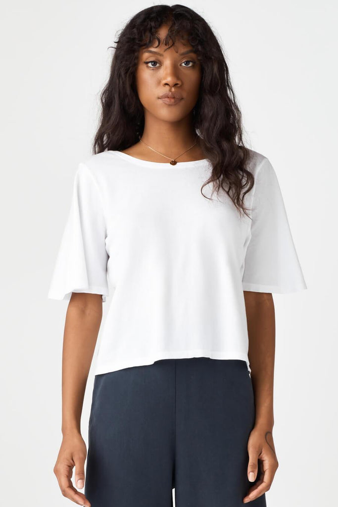 VETTA The Cropped Flutter Tee capsule wardrobe