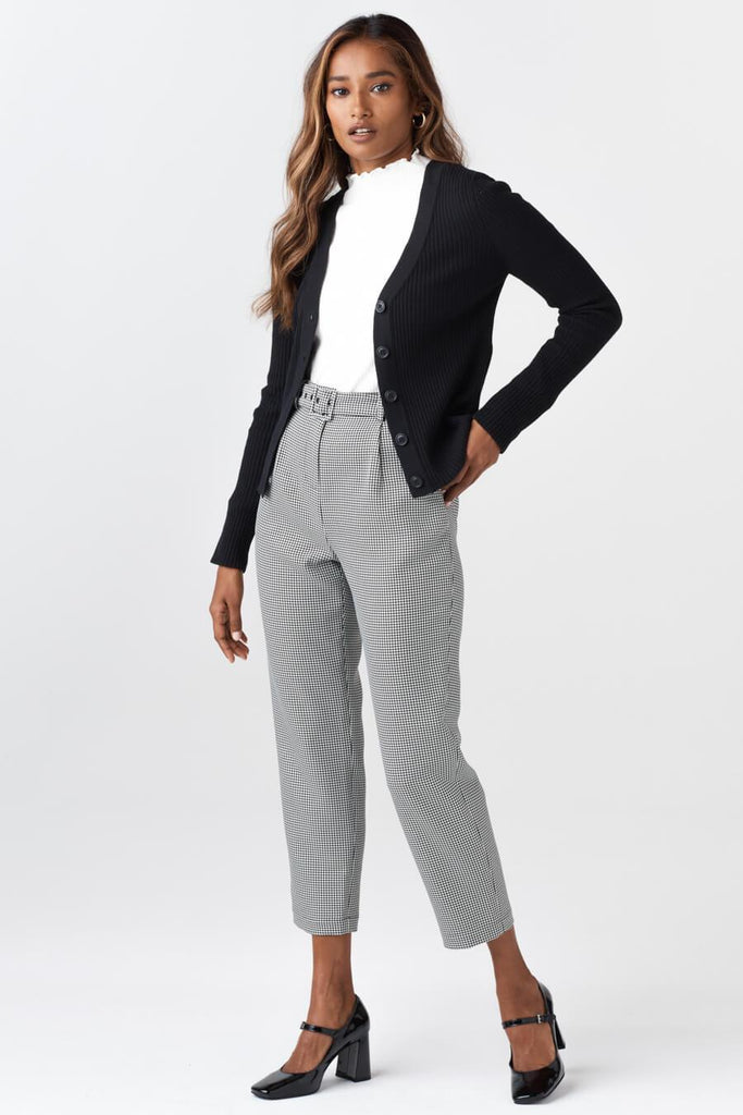 VETTA The Fitted Ribbed Cardigan capsule wardrobe
