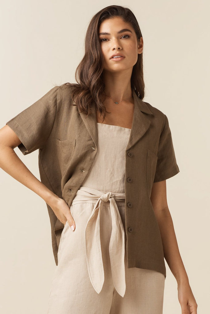 VETTA The Linen Collared Shirt capsule wardrobe