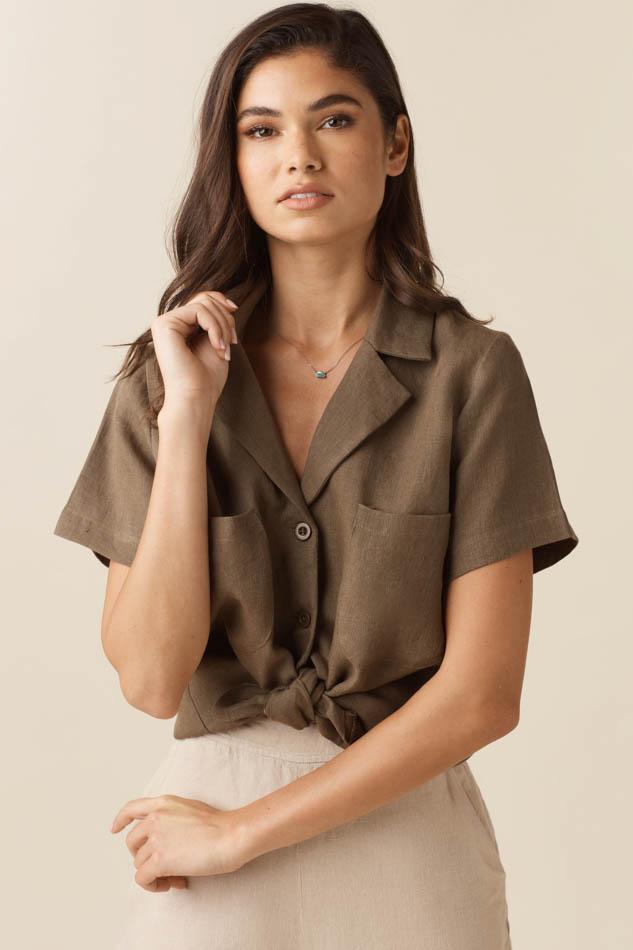 VETTA The Linen Collared Shirt capsule wardrobe