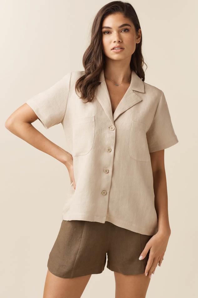 VETTA The Linen Collared Shirt capsule wardrobe