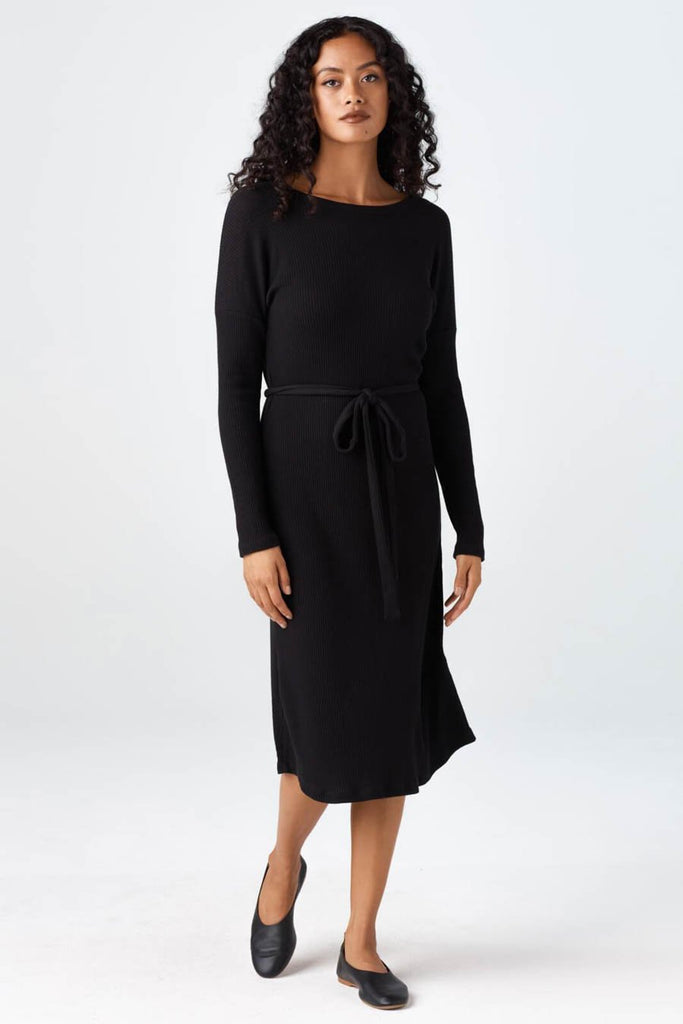 VETTA The Long Cardigan capsule wardrobe
