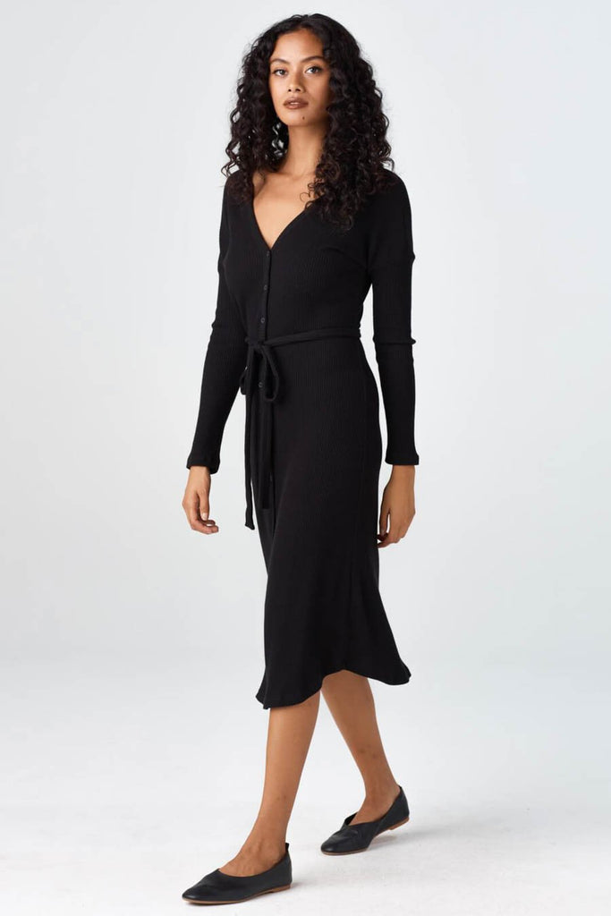 VETTA The Long Cardigan capsule wardrobe