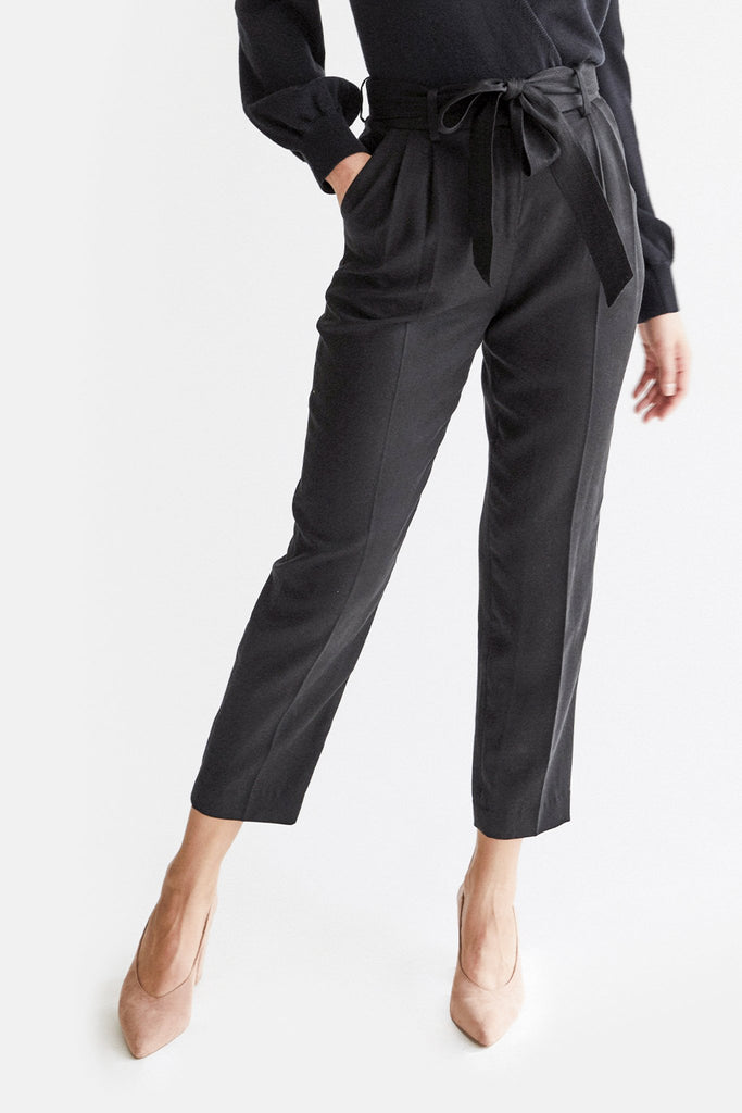 VETTA The Pleated High Waist Trouser capsule wardrobe