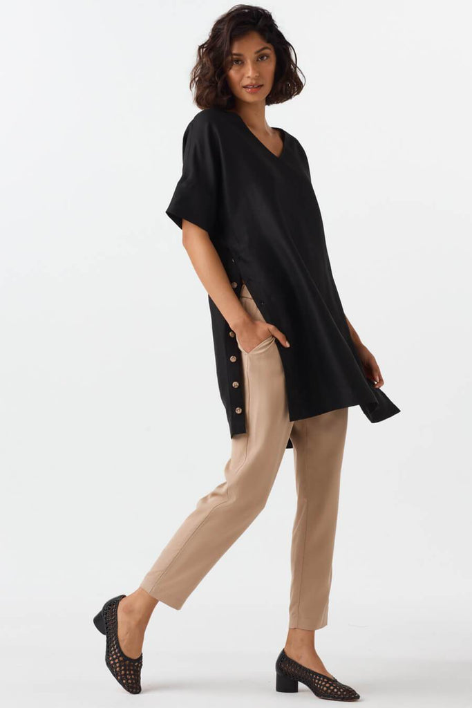 VETTA The Relaxed Tunic - Limited Edition capsule wardrobe