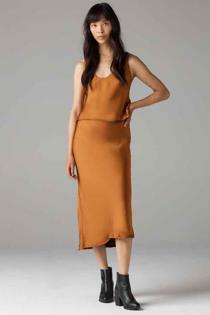 VETTA The Reversible Cropped Tank capsule wardrobe