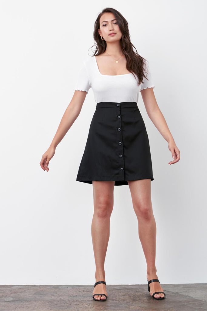 VETTA The Ribbed Square Neck Tee capsule wardrobe