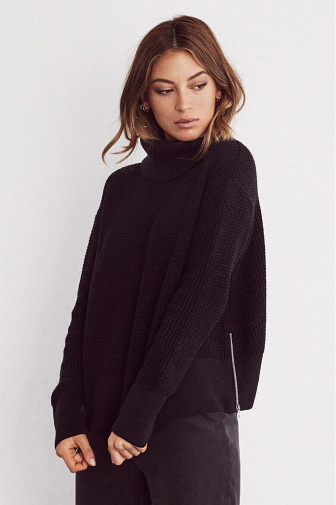 VETTA XS / Black The Cropped Mockneck Sweater capsule wardrobe