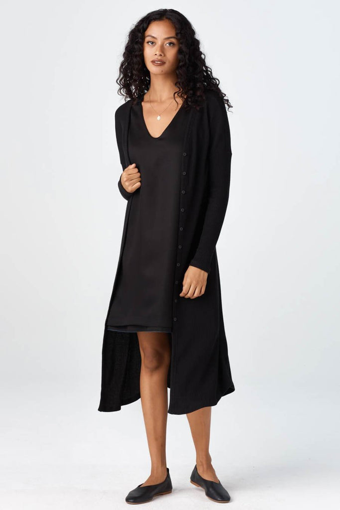 VETTA XS / Black The Long Cardigan capsule wardrobe