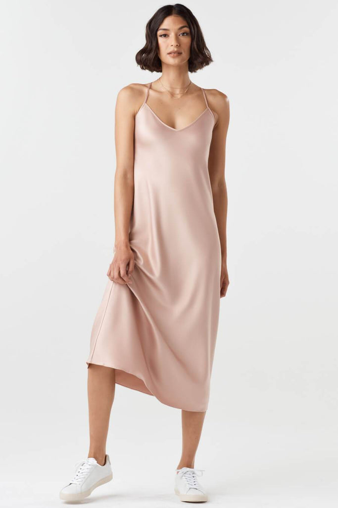 VETTA XS / Champagne Blush The Satin Slip Dress capsule wardrobe